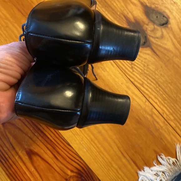 Prevata Italian made black leather Ghillie ties 9B - Picture 7 of 9